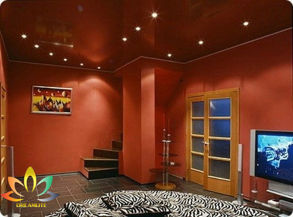 Trần căng một màu