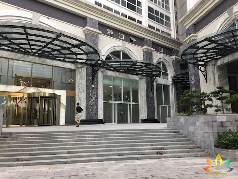 WHITE LUXURY DREAMLITE TẠI HANOI AQUA CENTRAL – BIM GROUP